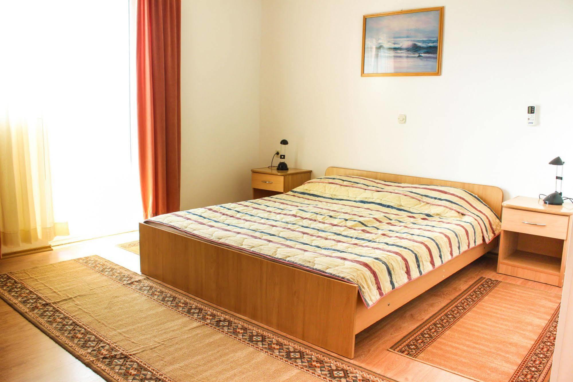 Hotel Tony Pag Town Extérieur photo